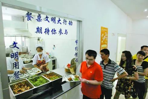 守護“煙火氣”，更要留住“潔凈氣”——河南省出臺餐飲油煙污染防治新規